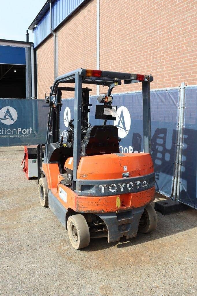 Frontstapler del tipo Toyota 7FB15, Gebrauchtmaschine en Antwerpen (Imagen 4)