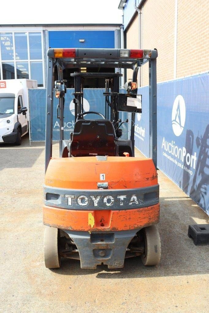 Frontstapler typu Toyota 7FB15, Gebrauchtmaschine w Antwerpen (Zdjęcie 5)