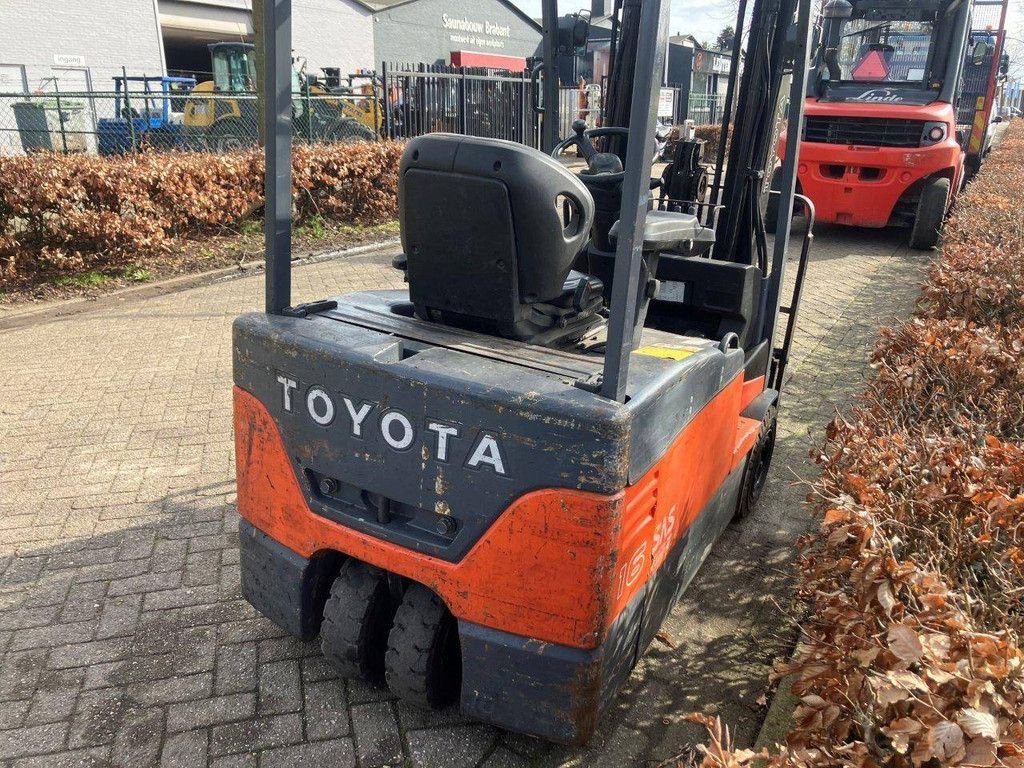 Frontstapler от тип Toyota 7FBEF16, Gebrauchtmaschine в Antwerpen (Снимка 5)