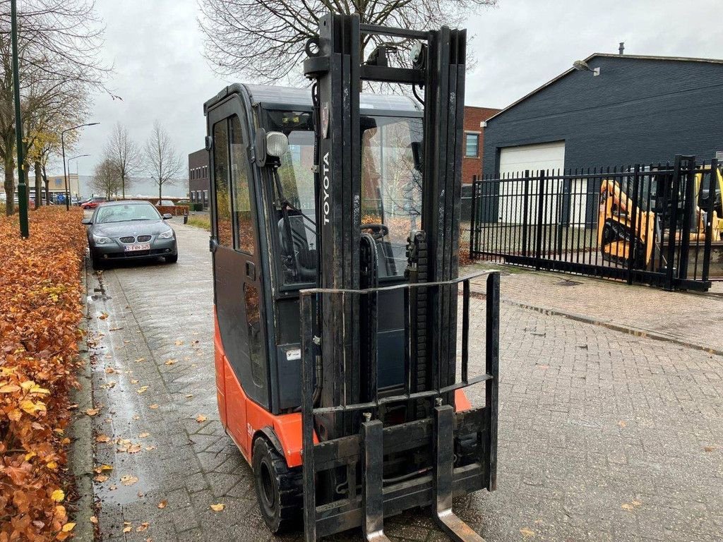 Frontstapler of the type Toyota 7FBEST13, Gebrauchtmaschine in Antwerpen (Picture 7)