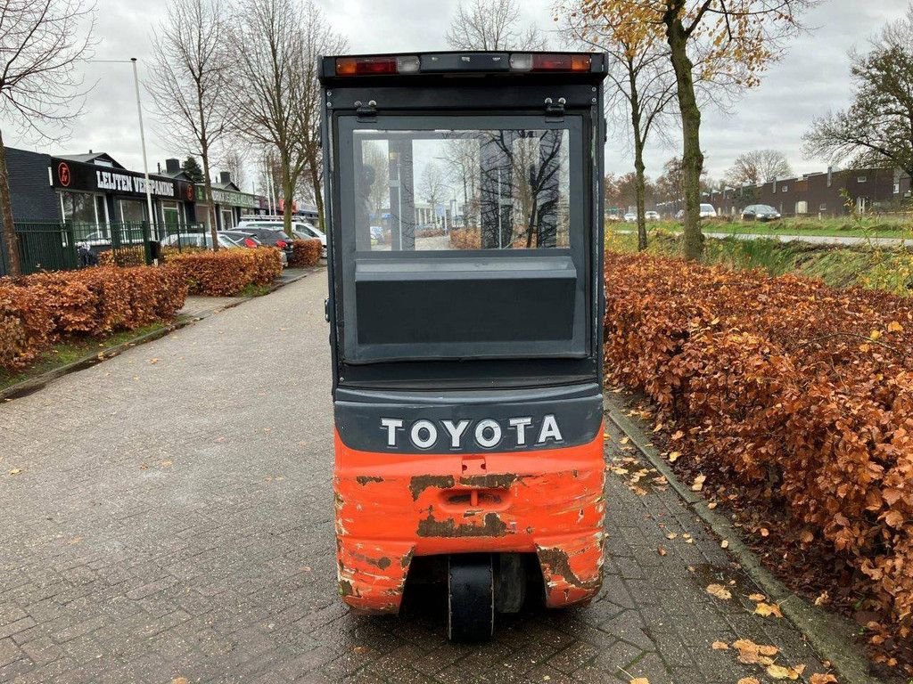 Frontstapler of the type Toyota 7FBEST13, Gebrauchtmaschine in Antwerpen (Picture 4)