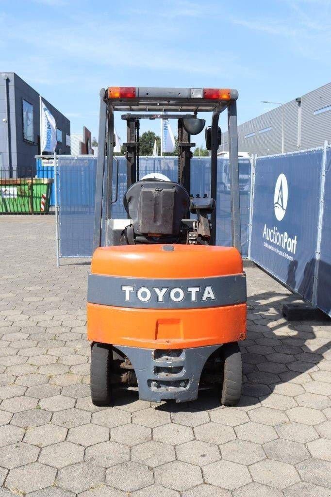 Frontstapler Türe ait Toyota 7FBMF16, Gebrauchtmaschine içinde Antwerpen (resim 5)