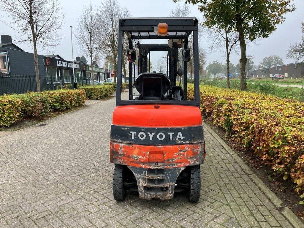 Frontstapler of the type Toyota 7FBMF20, Gebrauchtmaschine in Antwerpen (Picture 4)