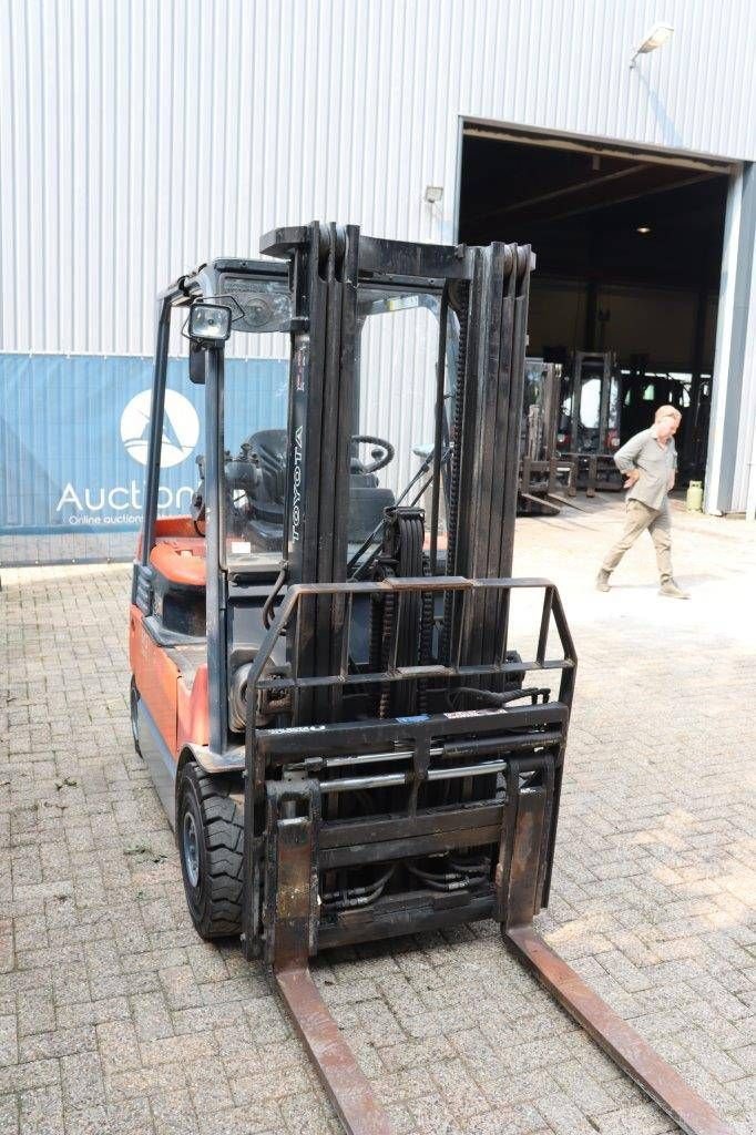 Frontstapler del tipo Toyota 7FBMF25, Gebrauchtmaschine en Antwerpen (Imagen 7)