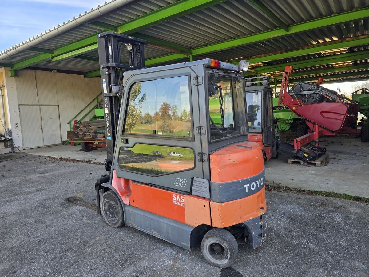 Frontstapler typu Toyota 7FBMF30, Gebrauchtmaschine v Gabersdorf (Obrázek 9)