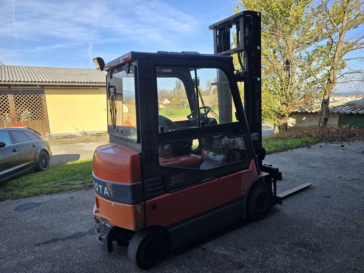 Frontstapler a típus Toyota 7FBMF30, Gebrauchtmaschine ekkor: Gabersdorf (Kép 10)