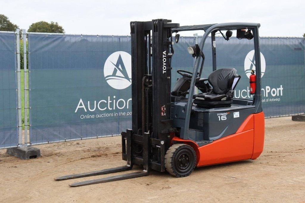 Frontstapler of the type Toyota 8FBE16T, Gebrauchtmaschine in Antwerpen (Picture 10)