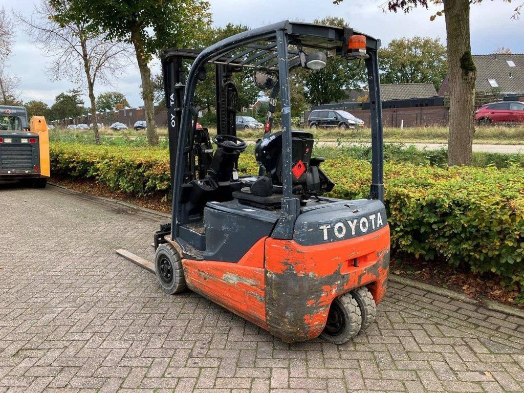 Frontstapler des Typs Toyota 8FBE16T, Gebrauchtmaschine in Antwerpen (Bild 3)