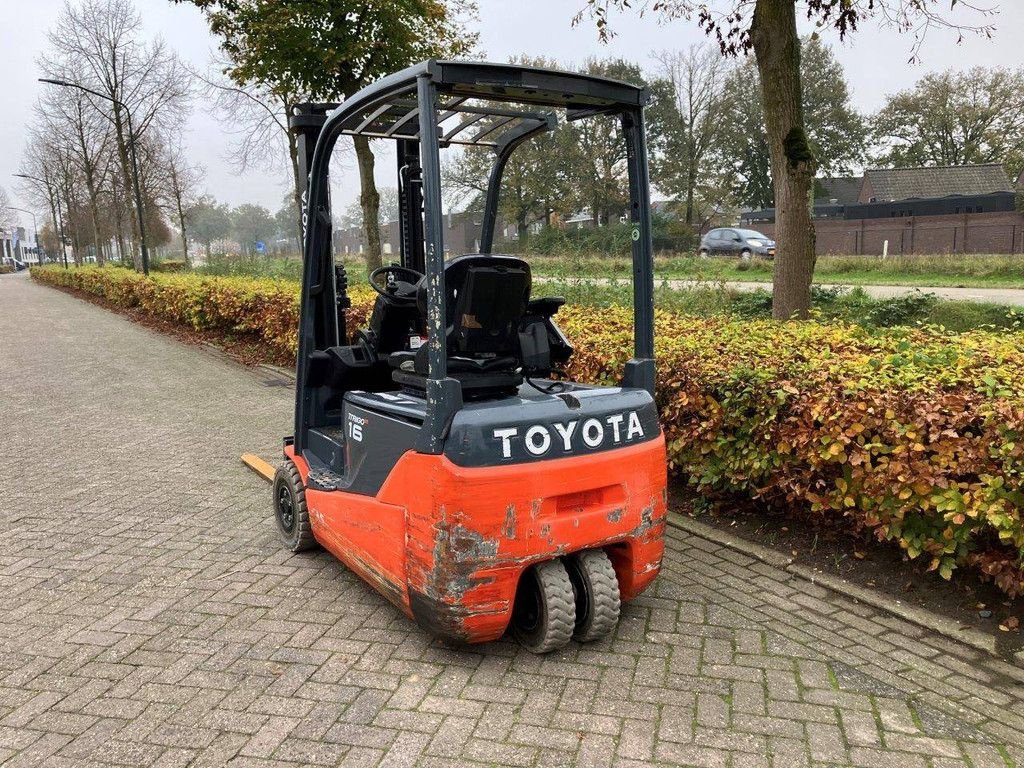 Frontstapler des Typs Toyota 8FBE16T, Gebrauchtmaschine in Antwerpen (Bild 3)