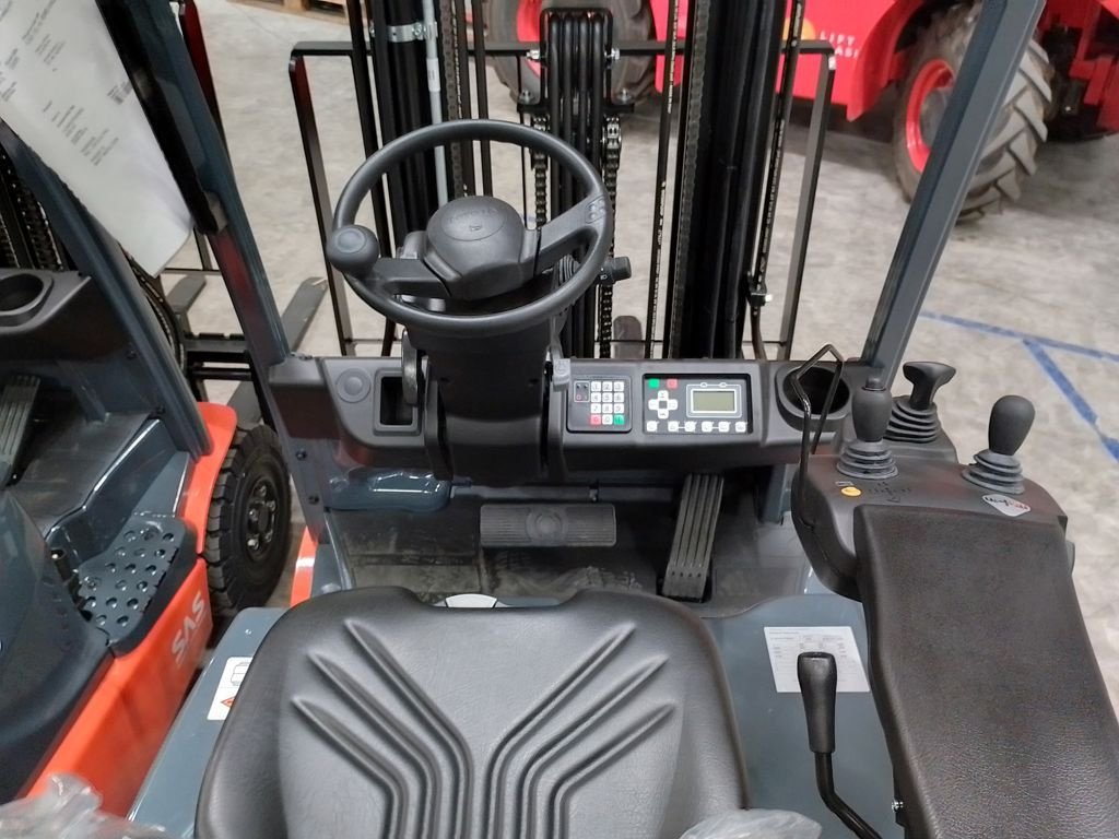 Frontstapler typu Toyota 8FBE18T, Neumaschine v Barneveld (Obrázok 4)