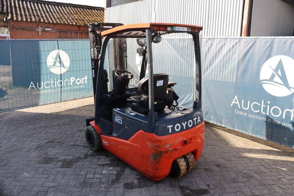 Frontstapler van het type Toyota 8FBE20T - 11806, Gebrauchtmaschine in Antwerpen (Foto 3)