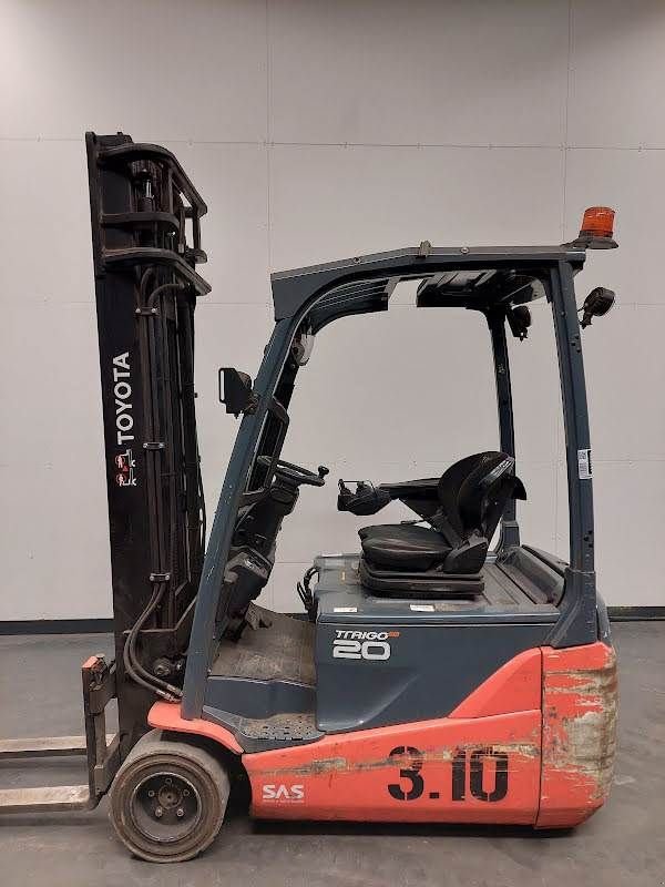 Frontstapler des Typs Toyota 8FBE20T, Gebrauchtmaschine in Waregem (Bild 1)