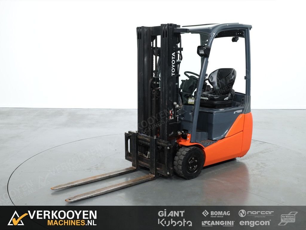 Frontstapler tipa Toyota 8FBET15 Elektro Heftruck + Full Cab + Triplex + Sideshift, Gebrauchtmaschine u Vessem (Slika 4)