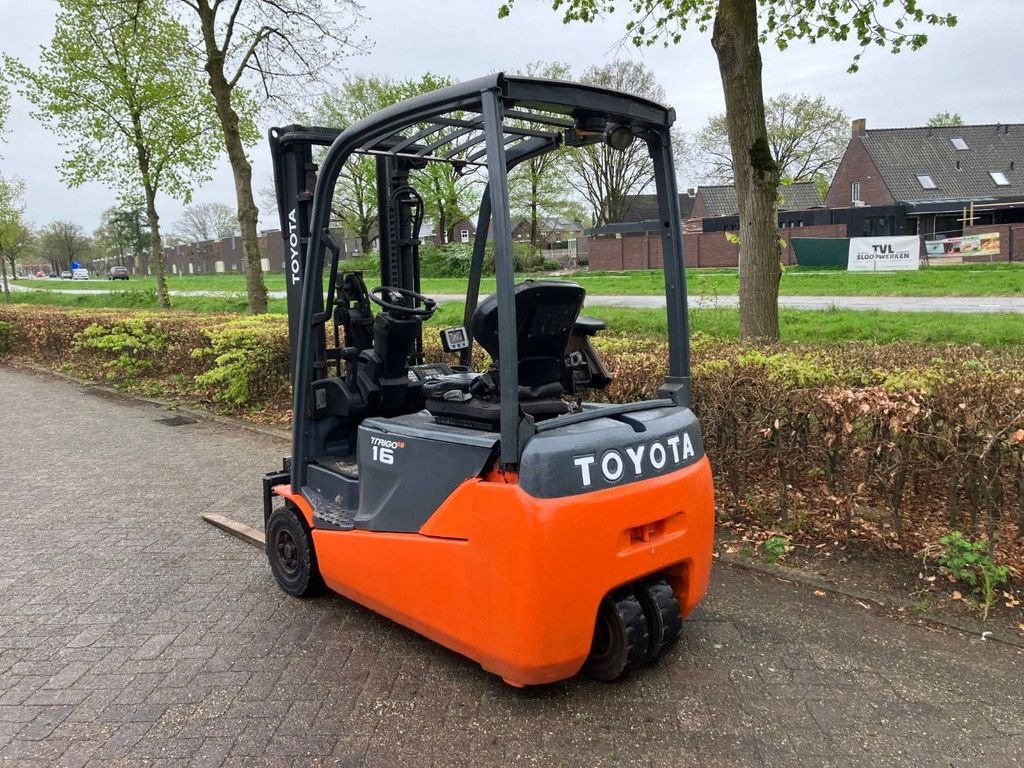 Frontstapler typu Toyota 8FBET16, Gebrauchtmaschine w Antwerpen (Zdjęcie 3)