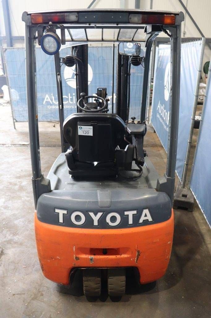 Frontstapler tip Toyota 8FBET18, Gebrauchtmaschine in Antwerpen (Poză 4)