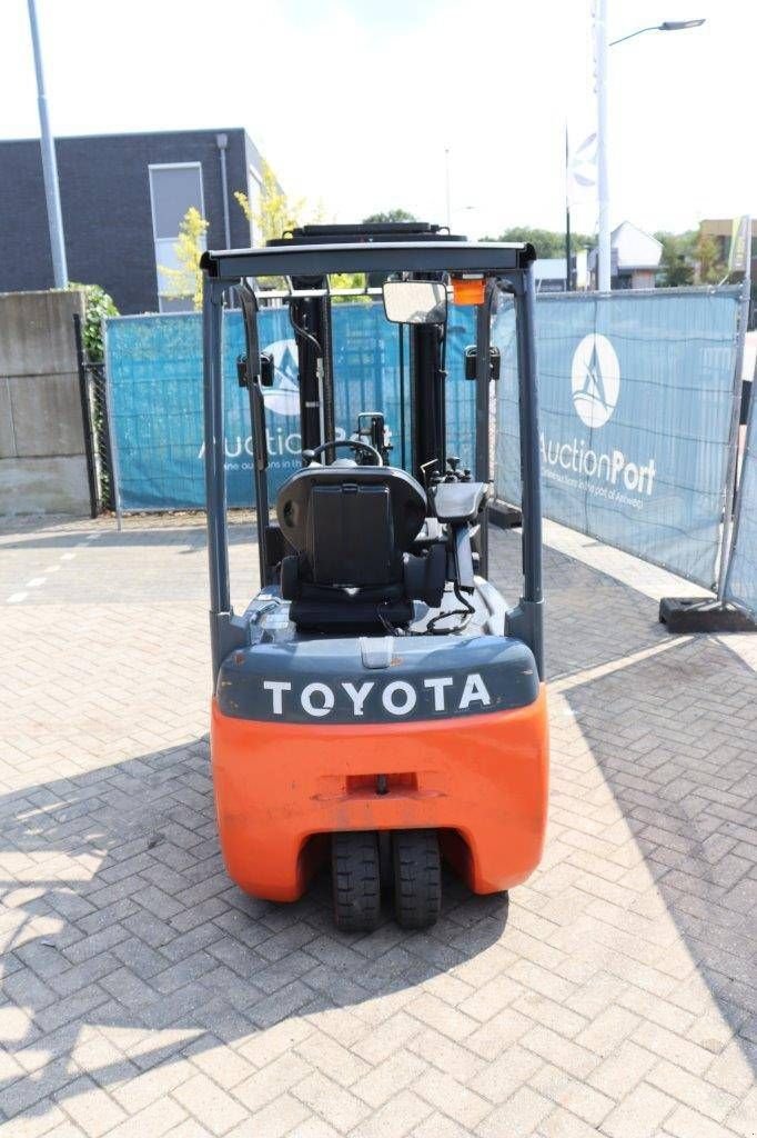 Frontstapler du type Toyota 8FBET18, Gebrauchtmaschine en Antwerpen (Photo 4)