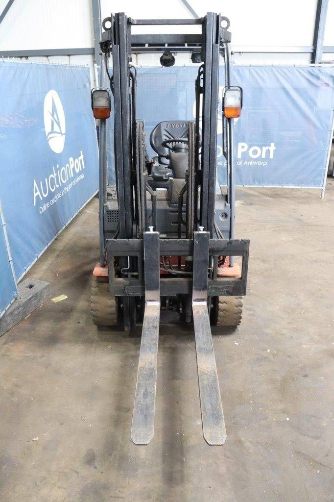 Frontstapler typu Toyota 8FBET18, Gebrauchtmaschine v Antwerpen (Obrázok 8)