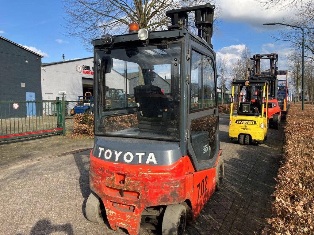 Frontstapler of the type Toyota 8FBMT30, Gebrauchtmaschine in Antwerpen (Picture 5)