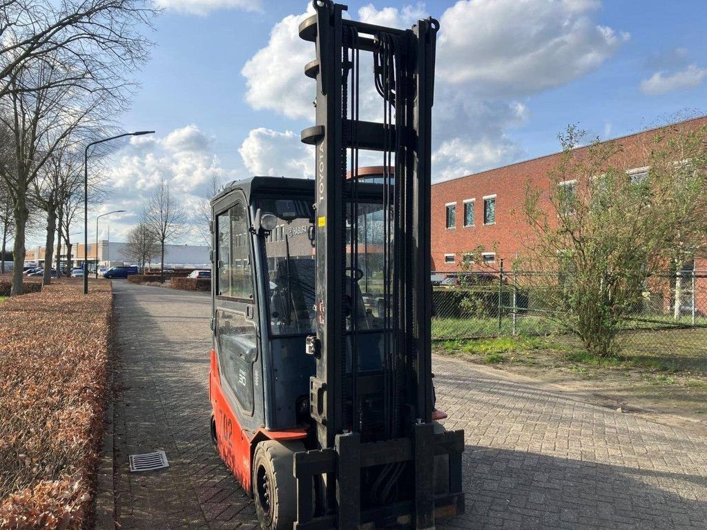 Frontstapler tip Toyota 8FBMT30, Gebrauchtmaschine in Antwerpen (Poză 7)