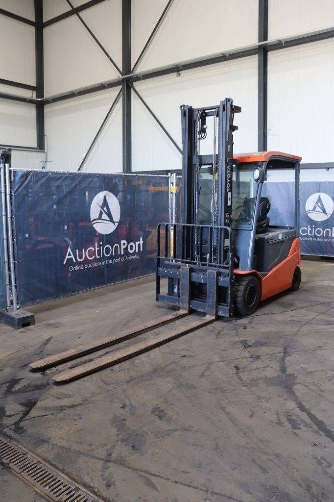 Frontstapler del tipo Toyota 8FBMT35, Gebrauchtmaschine en Antwerpen (Imagen 10)