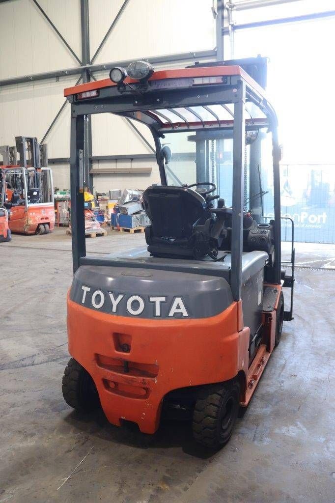 Frontstapler des Typs Toyota 8FBMT35, Gebrauchtmaschine in Antwerpen (Bild 7)