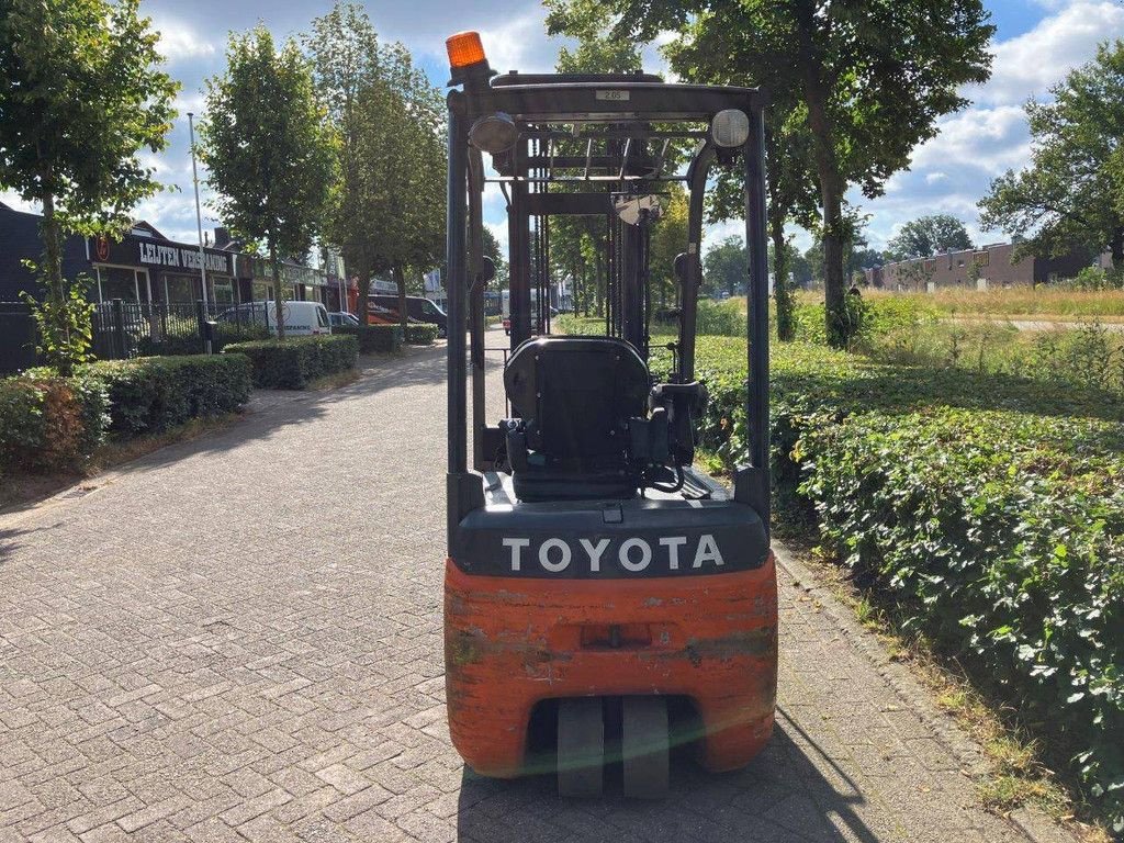 Frontstapler van het type Toyota 8FBR20T, Gebrauchtmaschine in Antwerpen (Foto 4)