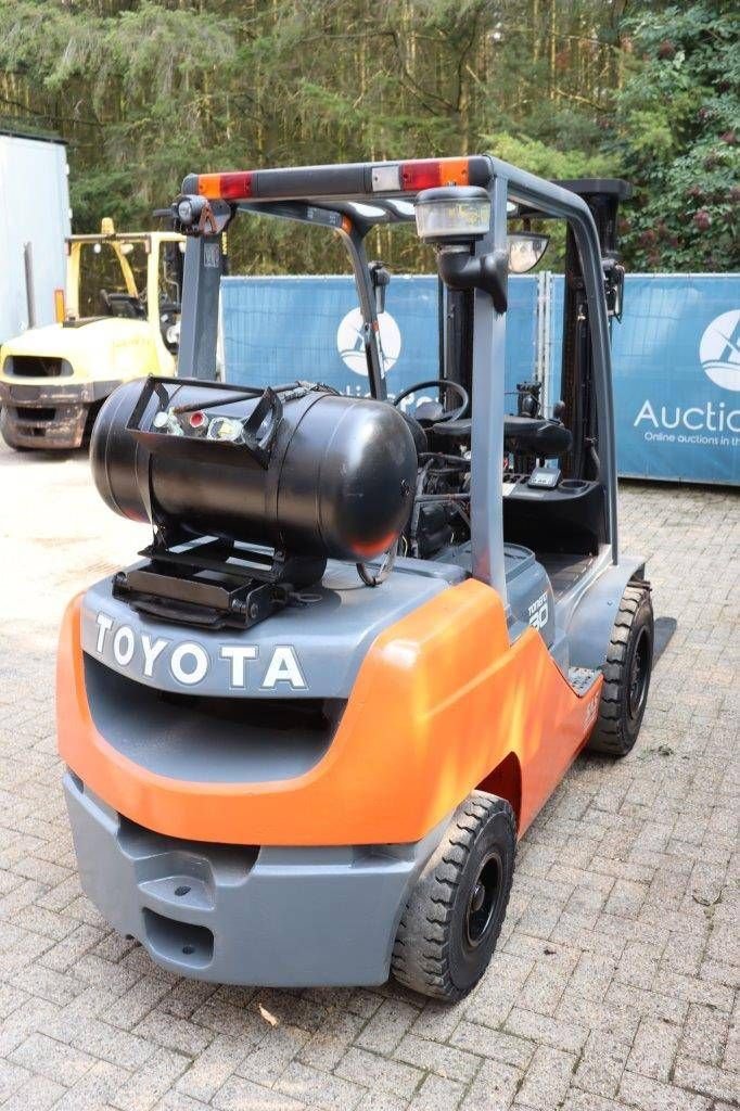 Frontstapler typu Toyota 8FG30F, Gebrauchtmaschine w Antwerpen (Zdjęcie 5)