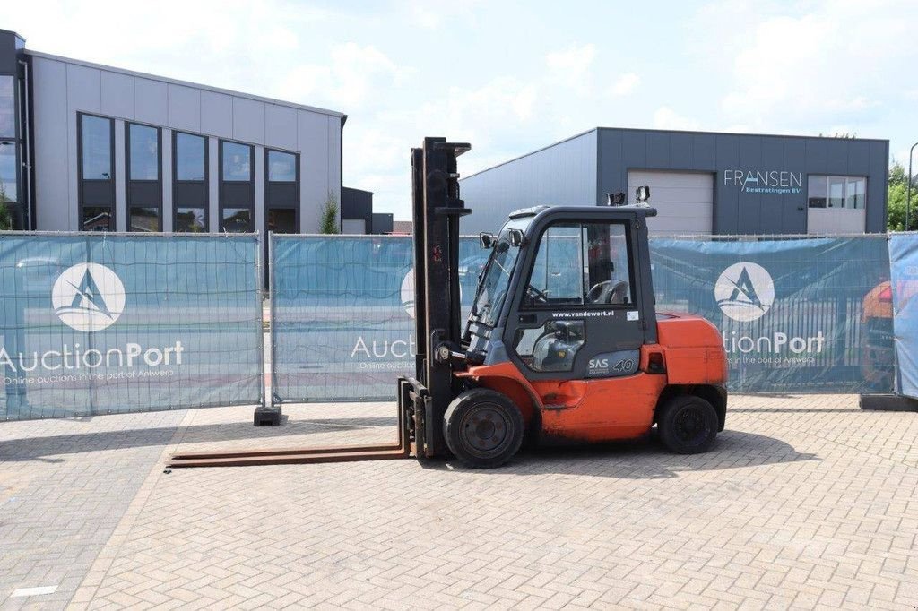 Frontstapler of the type Toyota BT 42-7FD35, Gebrauchtmaschine in Antwerpen (Picture 1)