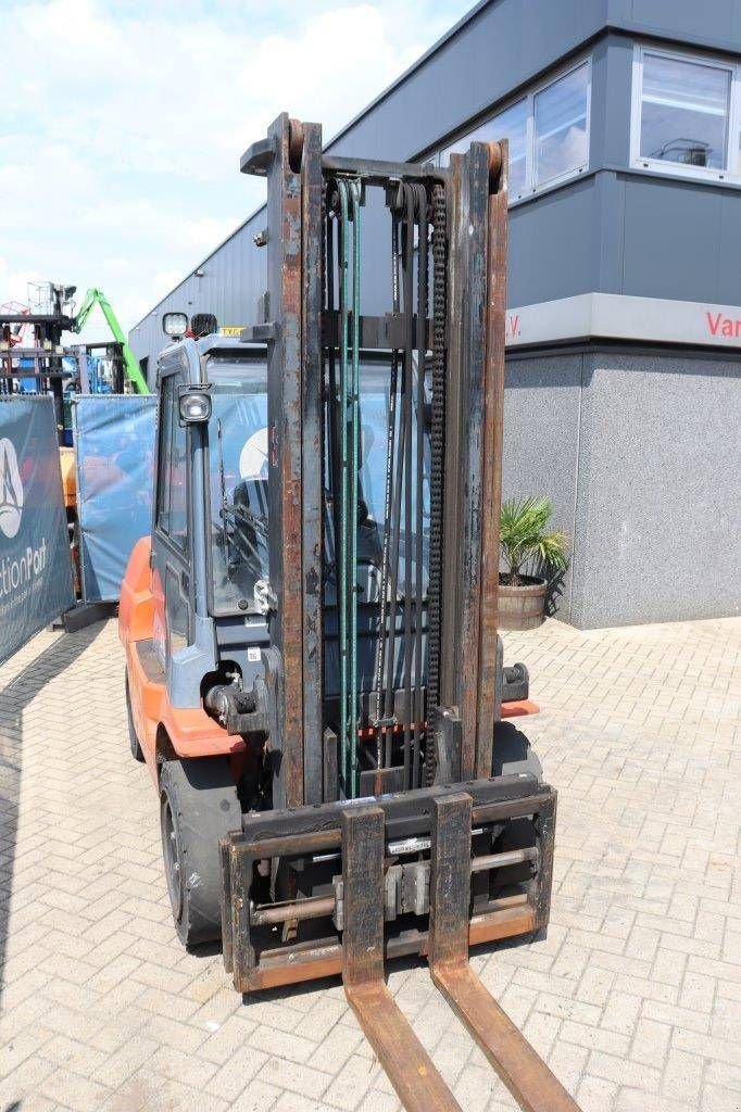 Frontstapler van het type Toyota BT 42-7FD35, Gebrauchtmaschine in Antwerpen (Foto 7)