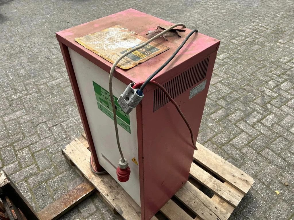 Frontstapler tipa Toyota Elektrische heftruck, Gebrauchtmaschine u Harskamp (Slika 7)