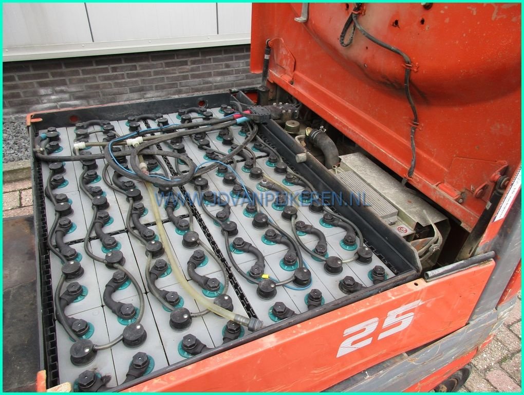 Frontstapler typu Toyota FBMF25, Gebrauchtmaschine w IJsselmuiden (Zdjęcie 4)