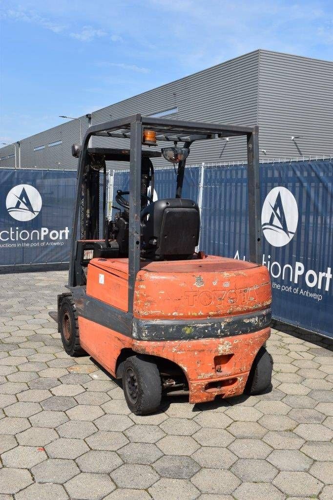 Frontstapler typu Toyota FBMF25, Gebrauchtmaschine w Antwerpen (Zdjęcie 4)