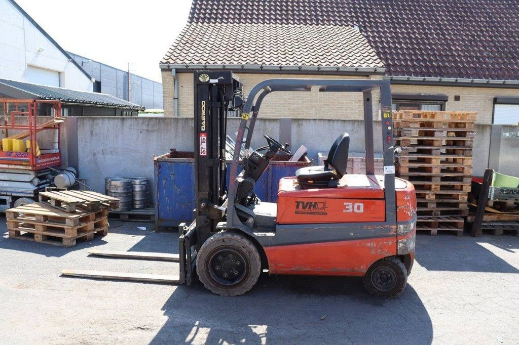 Frontstapler typu Toyota FBMF30, Gebrauchtmaschine w Antwerpen (Zdjęcie 2)