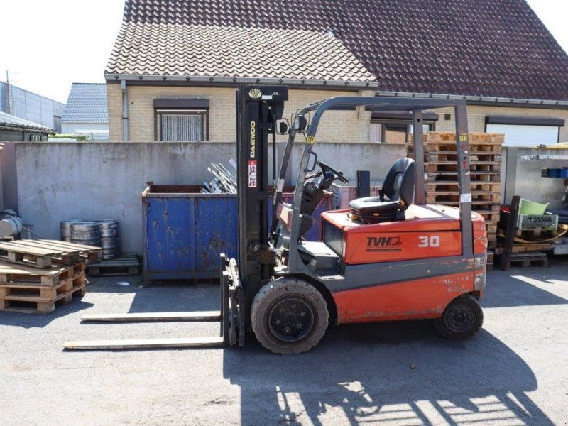 Frontstapler typu Toyota FBMF30, Gebrauchtmaschine w Antwerpen (Zdjęcie 1)