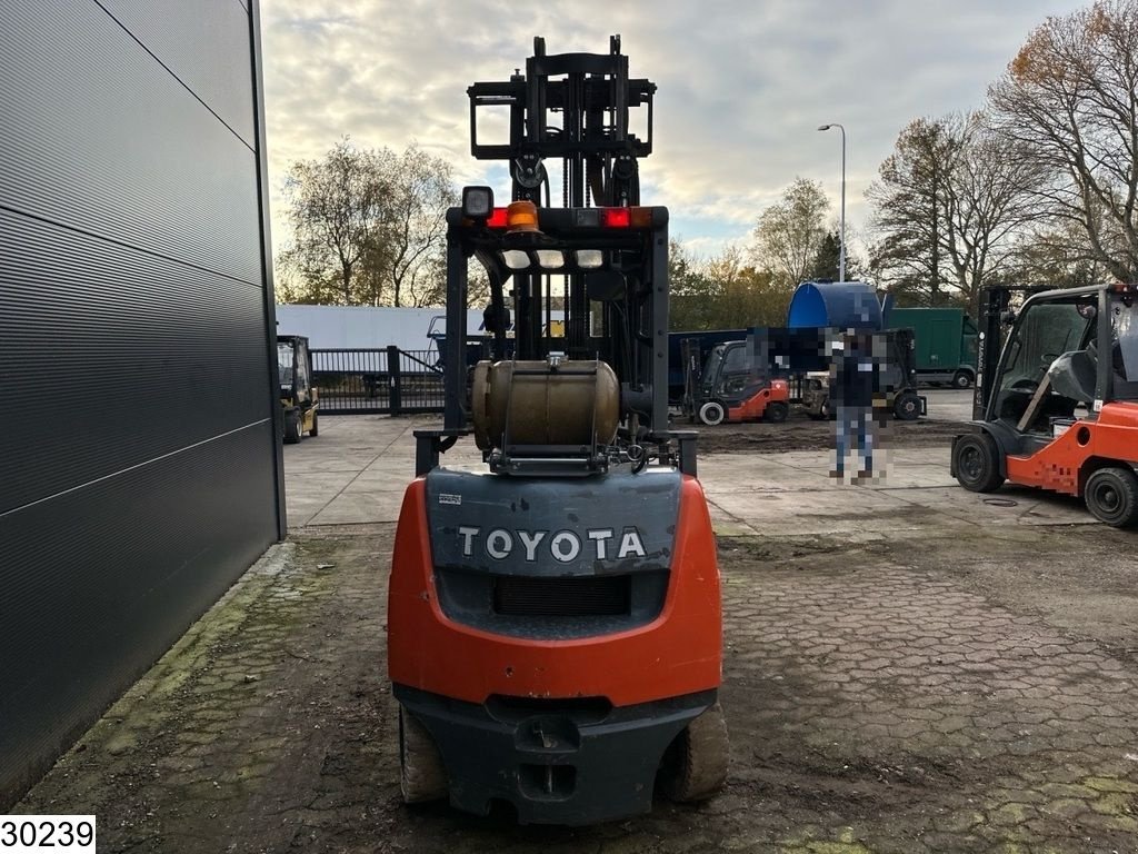 Frontstapler of the type Toyota FGKF 20 2000 KG, 38 KW, 5m Height, Gebrauchtmaschine in Ede (Picture 9)