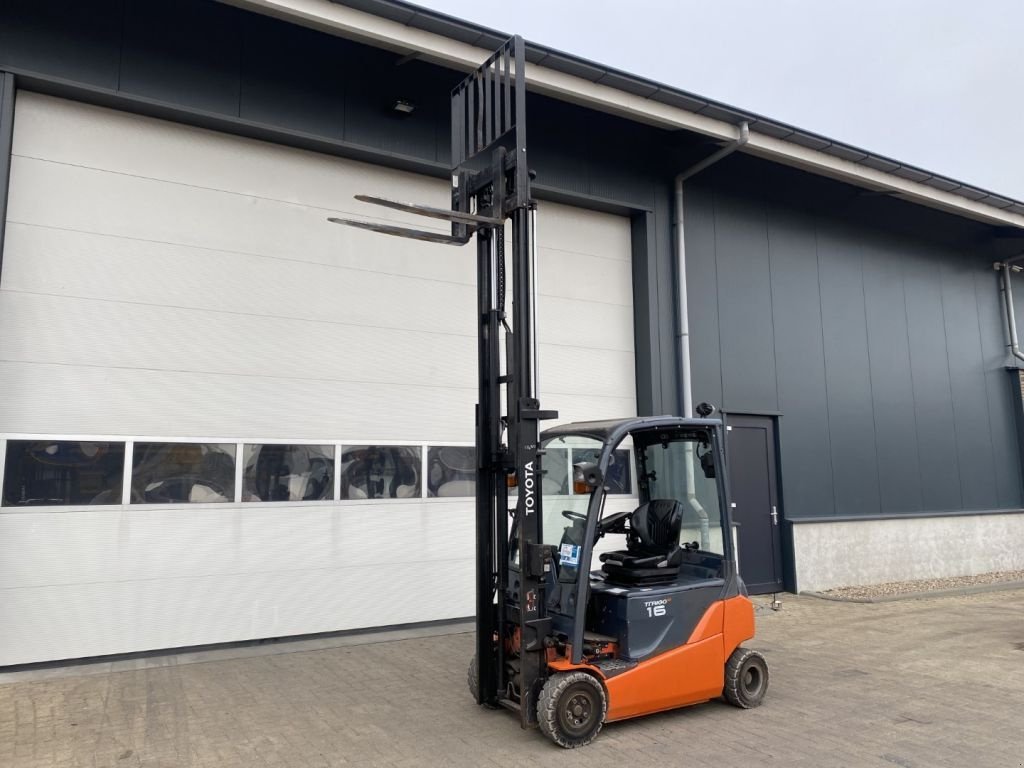 Frontstapler of the type Toyota Traigo 16 Duplex Freelift Sideshift 1.6 ton Elektra Heftruck, Gebrauchtmaschine in VEEN (Picture 3)