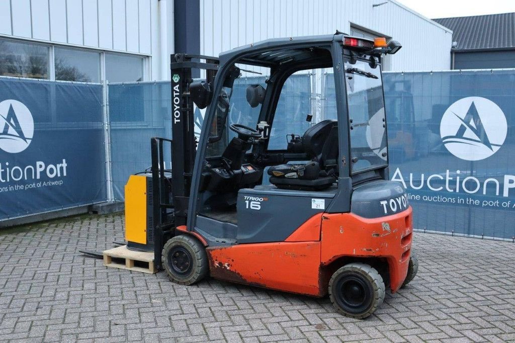 Frontstapler del tipo Toyota Traigo 16, Gebrauchtmaschine In Antwerpen (Immagine 4)