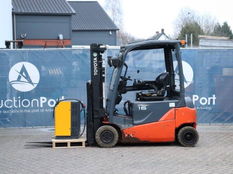 Frontstapler del tipo Toyota Traigo 16, Gebrauchtmaschine In Antwerpen (Immagine 1)