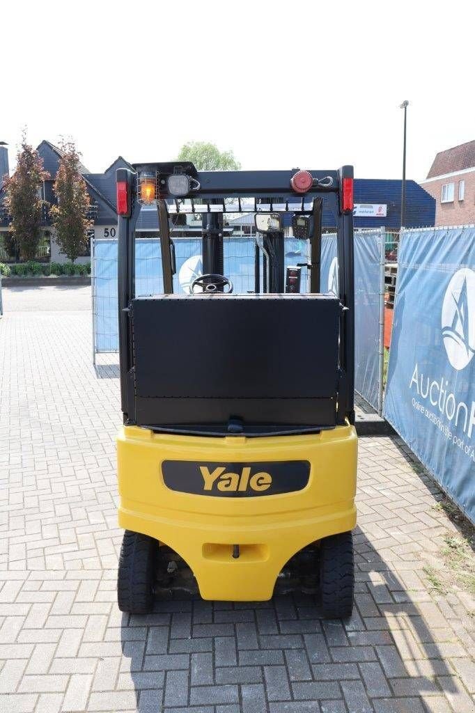 Frontstapler van het type Yale E2295, Gebrauchtmaschine in Antwerpen (Foto 4)