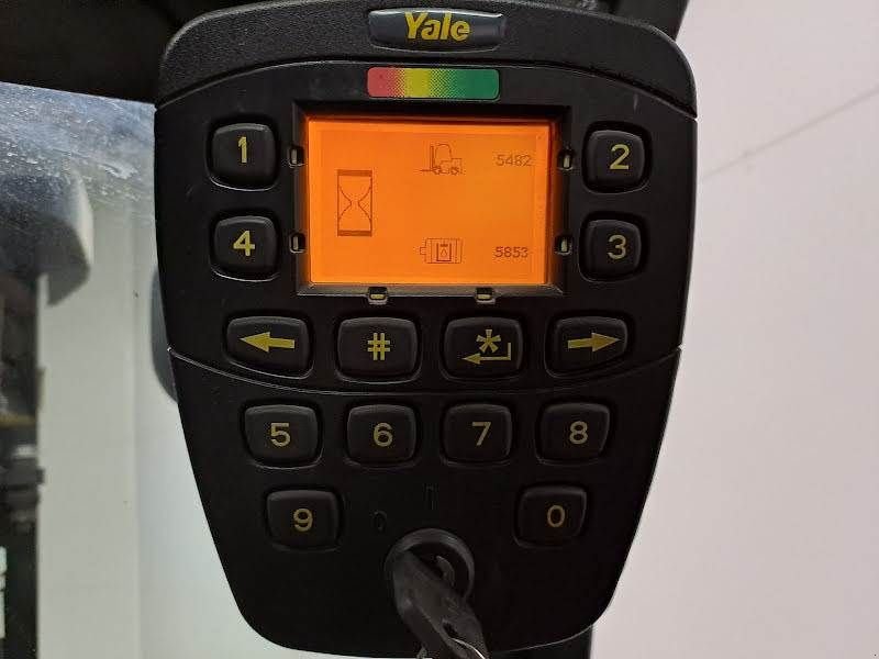 Frontstapler от тип Yale ERP16VF, Gebrauchtmaschine в Waregem (Снимка 8)