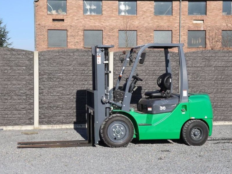 Frontstapler tip Yanmar FD30, Gebrauchtmaschine in Antwerpen (Poză 1)