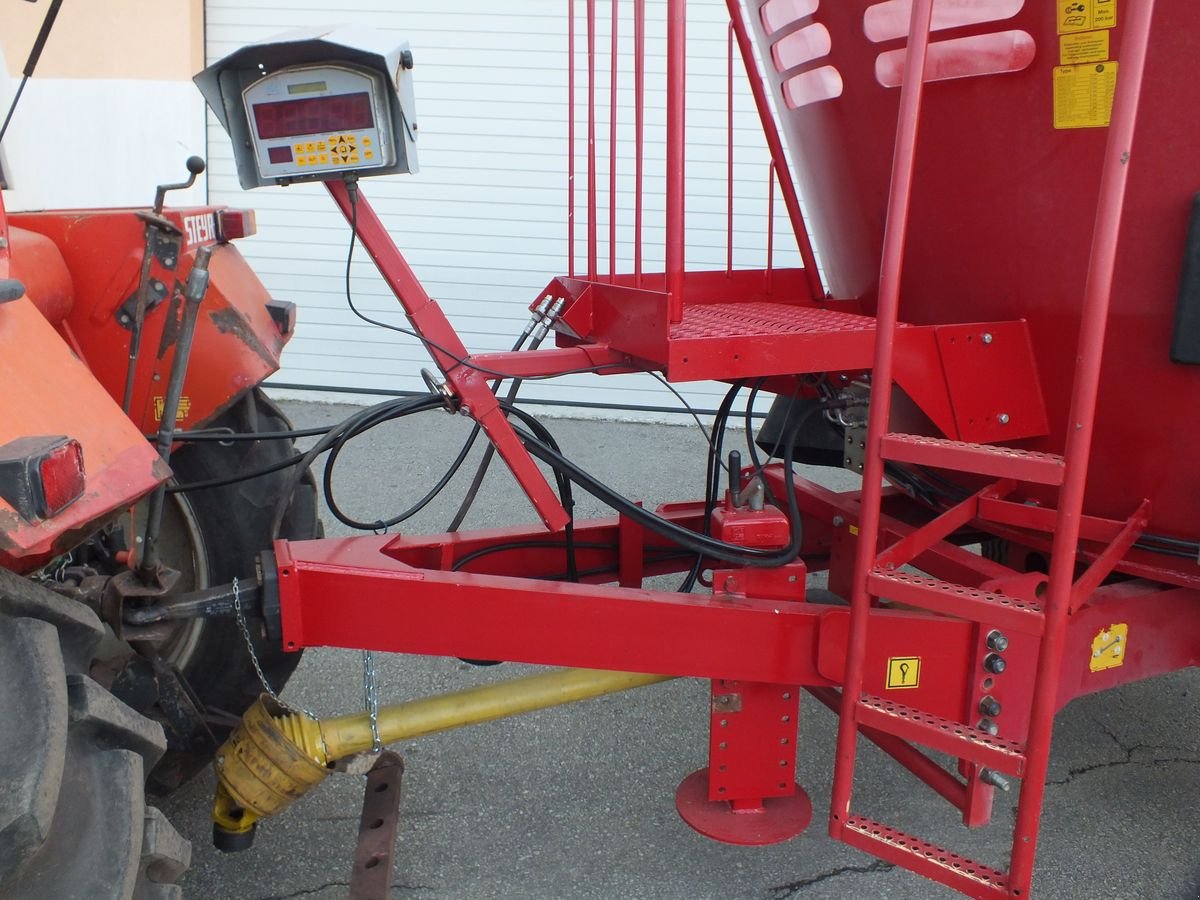 Futtermischwagen des Typs BVL BVL-V-Mix 10 N, Gebrauchtmaschine in Putzleinsdorf (Bild 3)