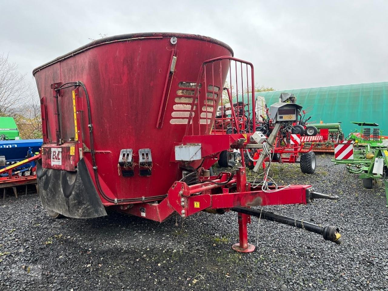 Futtermischwagen a típus BVL V-Mix 12 T plus, Gebrauchtmaschine ekkor: Neuhof - Dorfborn (Kép 2)