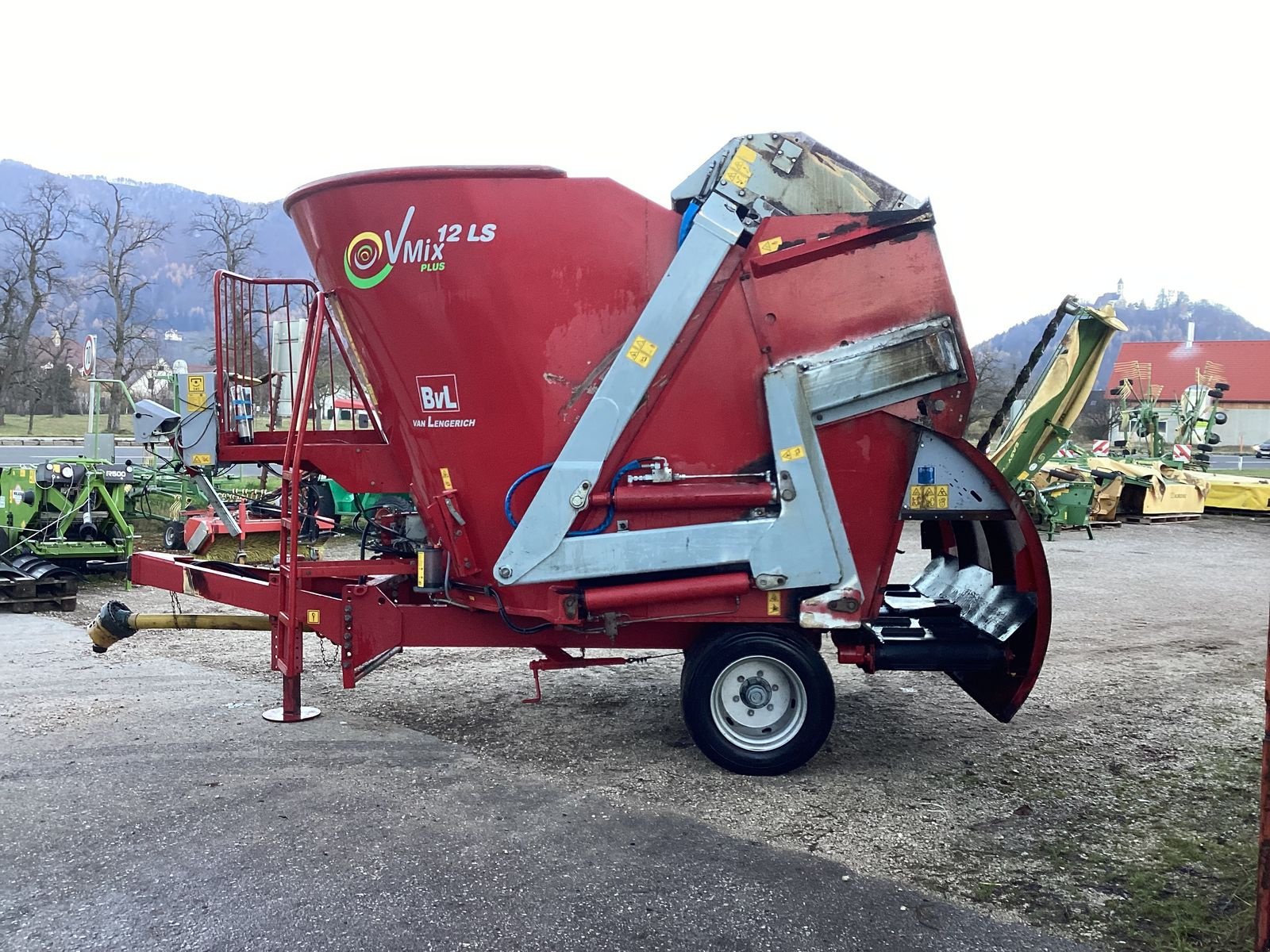 Futtermischwagen des Typs BVL V-Mix 12LS, Gebrauchtmaschine in Micheldorf / OÖ (Bild 8)