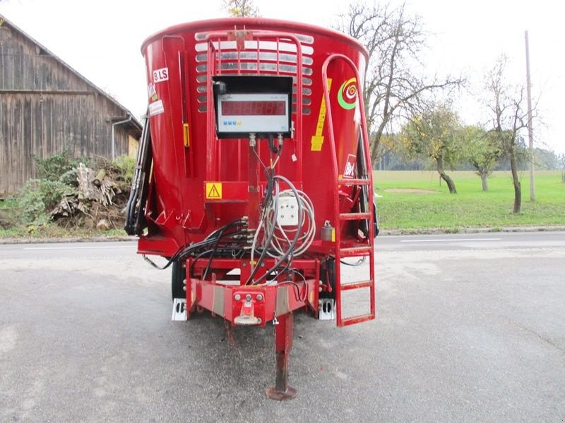 Futtermischwagen van het type BVL V-Mix 8 LS Plus Futtermischwagen, Gebrauchtmaschine in St. Marienkirchen (Foto 2)