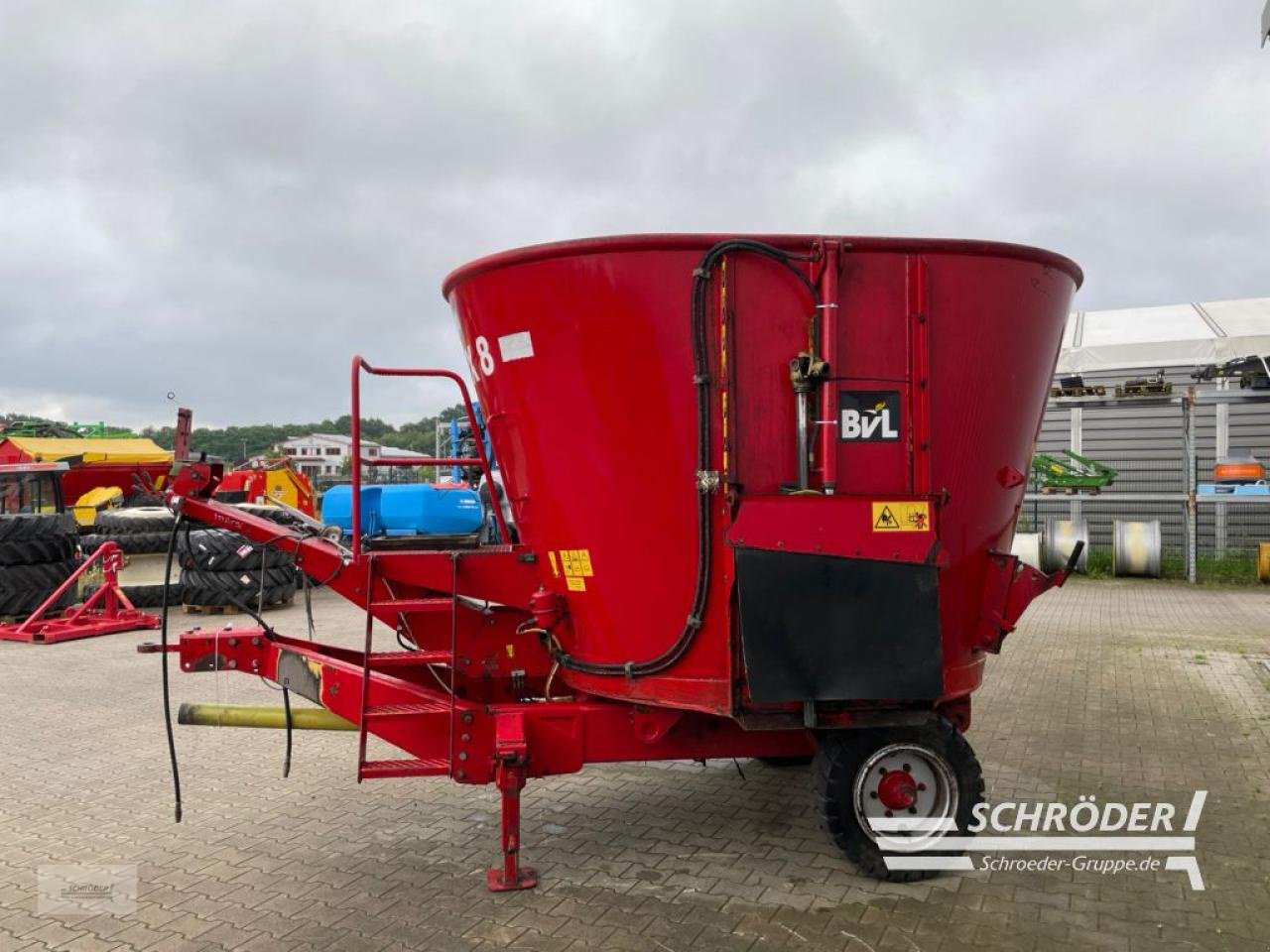 Futtermischwagen des Typs BVL V-MIX 8, Gebrauchtmaschine in Wildeshausen (Bild 4)