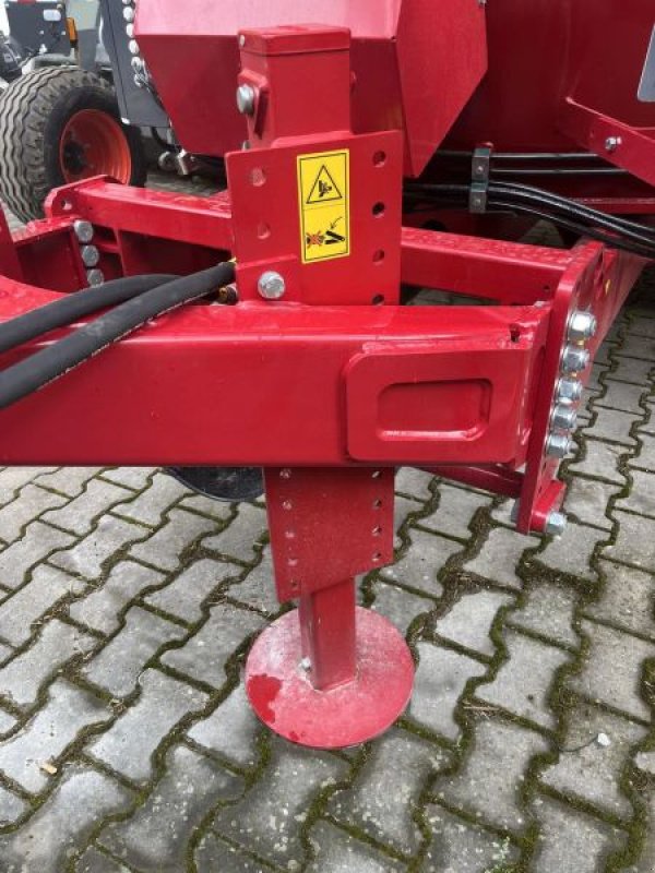 Futtermischwagen des Typs BVL V-MIX FILL PLUS, Neumaschine in Birgland (Bild 14)