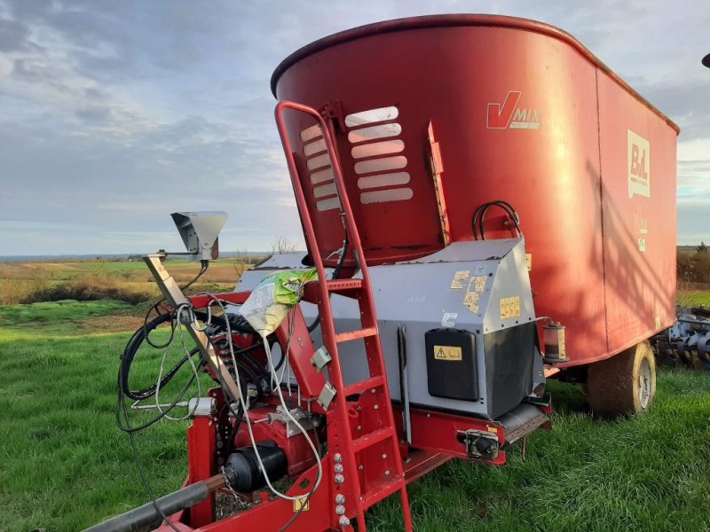 Futtermischwagen typu BVL V-MIX PLUS 25-2S, Gebrauchtmaschine v SAINT LOUP (Obrázek 1)