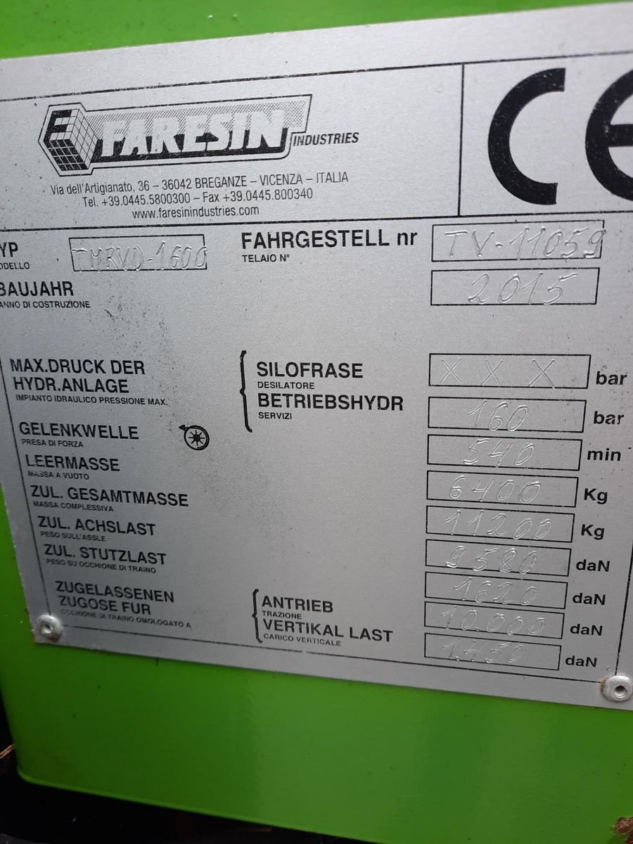 Futtermischwagen Türe ait Faresin MAGNUM DOUBLE 1600, Gebrauchtmaschine içinde Burgkirchen (resim 8)