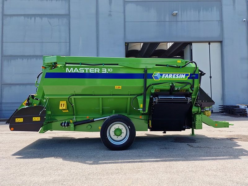 Futtermischwagen van het type Faresin Master 700, Neumaschine in Burgkirchen (Foto 5)